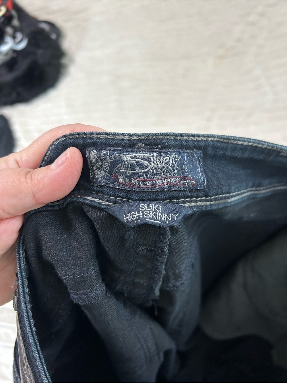 Silver Jeans - Picture 7 of 8